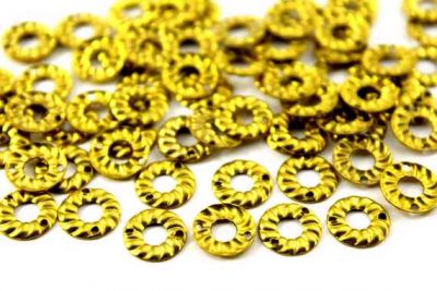 10 mm DESENLİ YUVARLAK İKİ DELİK PUL, HAM PİRİNÇ #486-2H - 2