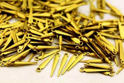 17x3 mm KILIÇ DESENLİ TEK DELİKLİ PUL, HAM PİRİNÇ #288H - 2