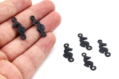 10x24 mm DENİZ ATI DESENLİ SALLANTI ZAMAK DÖKÜM, SİYAH RENK - 2