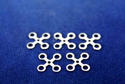 12x12 mm DESENLİ PUL, NİKEL KAPLAMA PİRİNÇ #155N