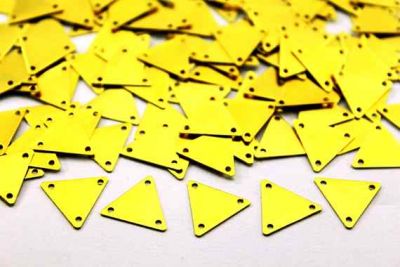 12x14 mm ÜÇGEN ÜÇ DELİKLİ PUL, HAM PİRİNÇ #620H - 2