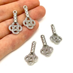 13x19 mm SALLANTI UÇ, KAZAZ DESENLİ, ZAMAK DÖKÜM, BOYALI GÜMÜŞ KAPLAMA - ERTÜRK