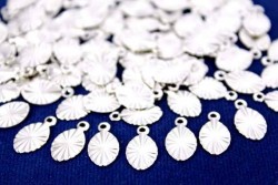 13x7 mm OVAL TEK DELİK DESENLİ PUL, NİKEL KAPLAMA PİRİNÇ #107N - ERTÜRK