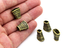 15x15 mm FULAR UCU HUNİ APARAT ZAMAK DÖKÜM, ANTİK SARI RENK - Thumbnail