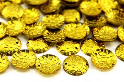 16 mm DESENLİ YUVARLAK İKİ DELİK BOMBELİ PUL, HAM PİRİNÇ #144H - 2