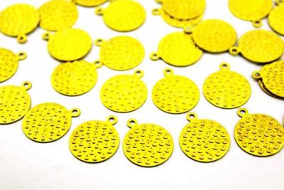 16 mm DESENLİ YUVARLAK TEK DELİK PUL, HAM PİRİNÇ #134H - 2