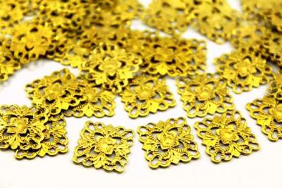 15x15 mm DESENLİ KARE PUL, HAM PİRİNÇ #414H - 2