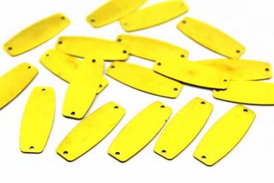 10x27 mm DESENLİ İKİ DELİK PUL, HAM PİRİNÇ #890H - 2