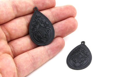 24x39 mm DESENLİ SALLANTI ZAMAK DÖKÜM, SİYAH RENK - 2