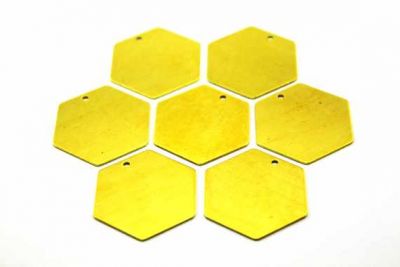 30x30 mm ALTIGEN DESENLİ TEK DELİK PUL, HAM PİRİNÇ #979H - 2