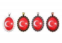 34x43 mm ETAMİN KOLYE UCU, BAYRAK DESENLİ - ERTÜRK