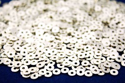 4 mm YUVARLAK ORTASI DELİK PUL, NİKEL KAPLAMALI PİRİNÇ #83N - 2