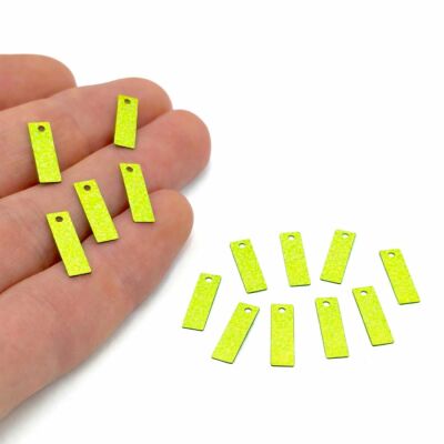 4x14 mm DİKDÖTGEN MODEL PLASTİK PUL PAYET, OYA PULU, NAKIŞ PULU, DÖKME PUL, AÇIK YEŞİL RENK - 1