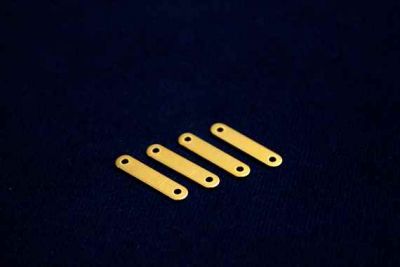 4x18 mm DİKDÖRTGEN İKİ DELİK PUL, HAM PİRİNÇ #1062H - 2