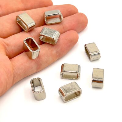 5x11 mm ( İÇ ÖLÇÜSÜDÜR ), ANAHTARLIK APARATI, BİLEKLİK ve TELEFON APARATI, NİKEL KAPLAMA, ZAMAK - 1