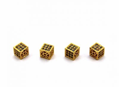 ERTÜRK - 6x6 mm KÜP ZİRCON TAŞ BİLEKLİK ve KOLYE AKSESUARI, ALTIN KAPLAMA