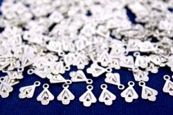 7x10 mm DESENLİ TEK DELİK PUL, NİKEL KAPLAMA PİRİNÇ #837N - ERTÜRK