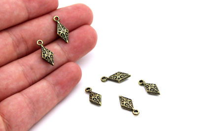 7x16 mm BAKLAVA DESENLİ SALLANTI ZAMAK DÖKÜM, ANTİK SARI RENK - 2
