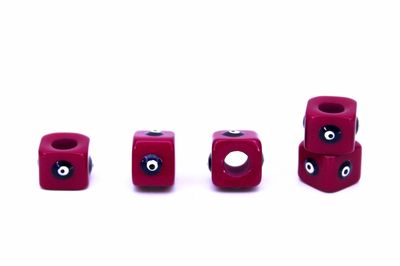 7x9 mm BORDO RENK NAZARLIK DESENLİ, POLYESTER BONCUK