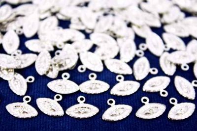 8x10 mm GÖZ DESENLİ TEK DELİK PUL, NİKEL KAPLAMA PİRİNÇ #931N - 2