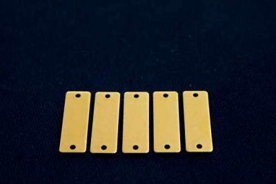 8x25 mm DİKDÖRTGEN İKİ DELİK PUL, HAM PİRİNÇ #1013H - 2