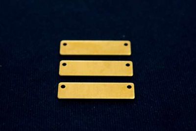 8x30 mm DİKDÖRTGEN İKİ DELİK PUL, HAM PİRİNÇ #1010H-YAN-DELİK - 3