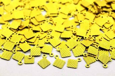 9x12 mm KULPLU KARE DESENLİ PUL, HAM PİRİNÇ #1115H - 2