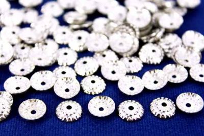 9 mm TEK DELİK DESENLİ YUVARLAK PUL, NİKEL KAPLAMA, PRİNÇ #353N - 2