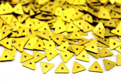 7x8 mm ÜÇGEN ORTADAN DELİKLİ PUL, HAM PİRİNÇ #619H - 2