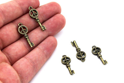 9x25 mm ANAHTAR DESENLİ SALLANTI ZAMAK DÖKÜM, ANTİK SARI RENK - 2